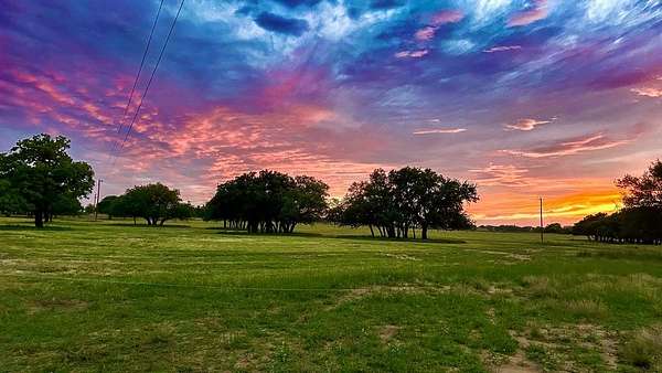 10.5 Acres of Land for Sale in London, Texas