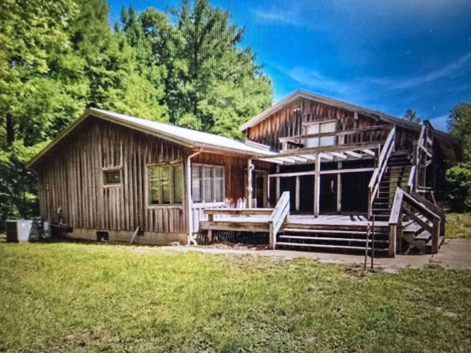 127 Acres of Land with Home for Auction in Tamms, Illinois