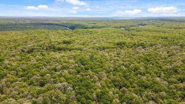 5 Acres of Residential Land for Sale in Sewanee, Tennessee
