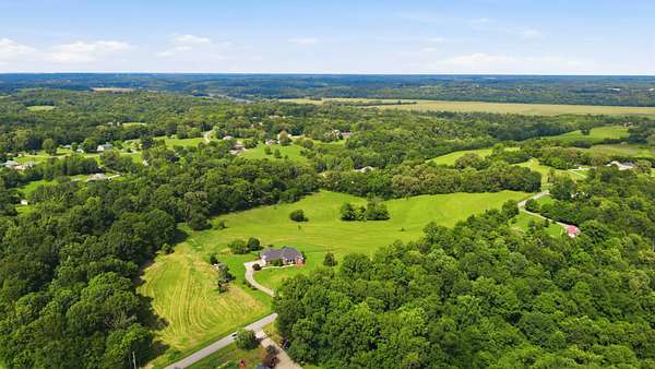 19.5 Acres of Land with Home for Sale in Clarksville, Tennessee