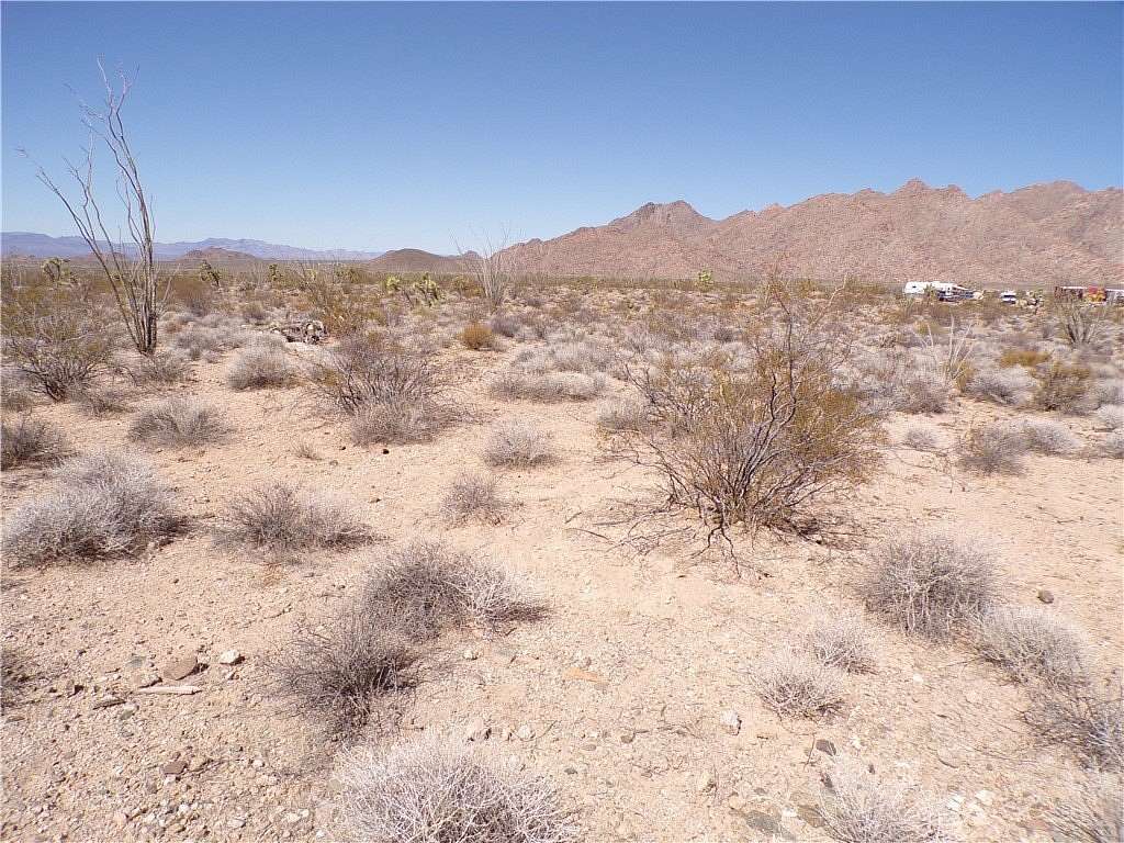 1 Acre of Residential Land for Sale in Yucca, Arizona