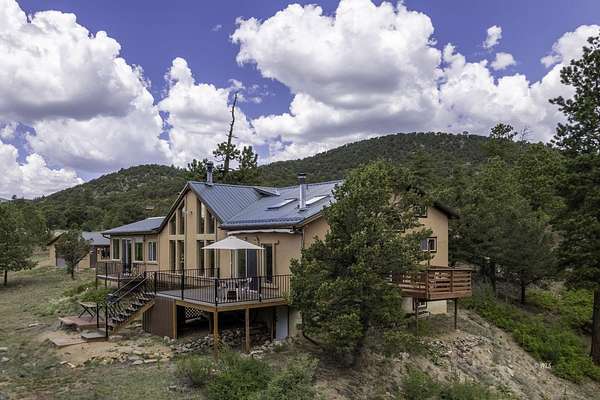 4 Acres of Land with Home for Sale in Cotopaxi, Colorado