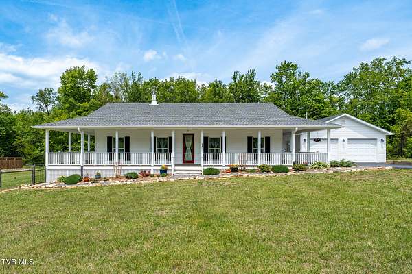 1.55 Acres of Land with Home for Sale in Mountain City, Tennessee