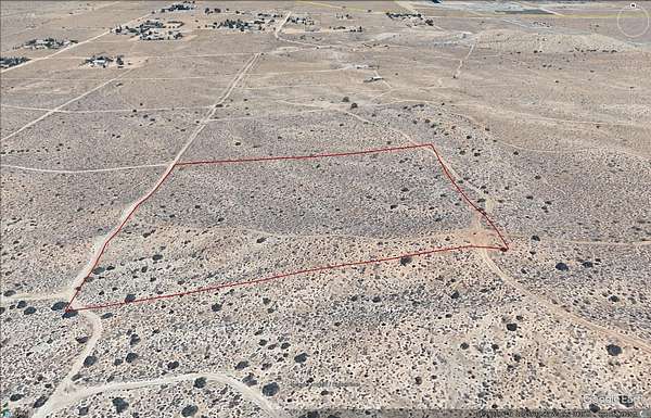 10 Acres of Land for Sale in Pearblossom, California