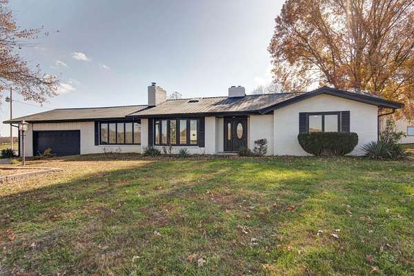 5.35 Acres of Land with Home for Sale in Billings, Missouri
