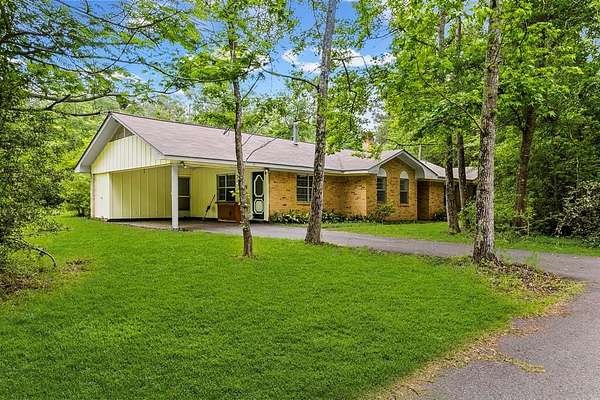 6.38 Acres of Land with Home for Sale in Nacogdoches, Texas