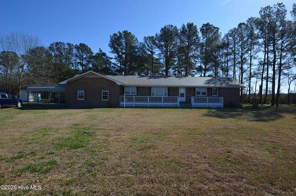 2 Acres of Land with Home for Lease in Beulaville, North Carolina