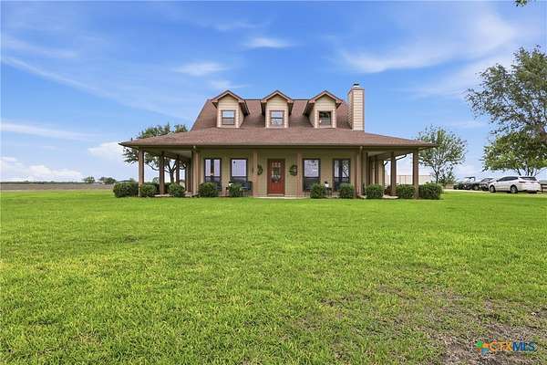 14 Acres of Land with Home for Sale in Victoria, Texas