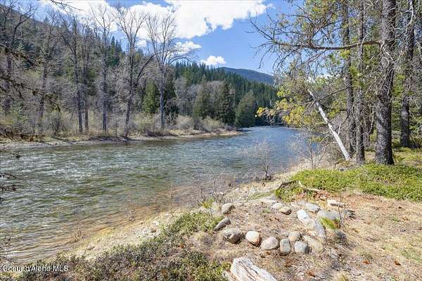 20 Acres of Recreational & Residential Land for Sale in Bonners Ferry, Idaho