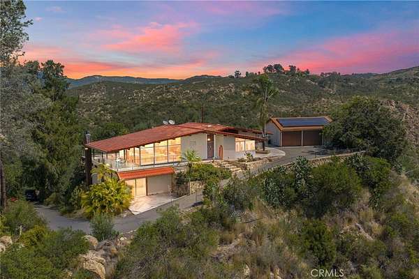 14.1 Acres of Land with Home for Sale in Fallbrook, California