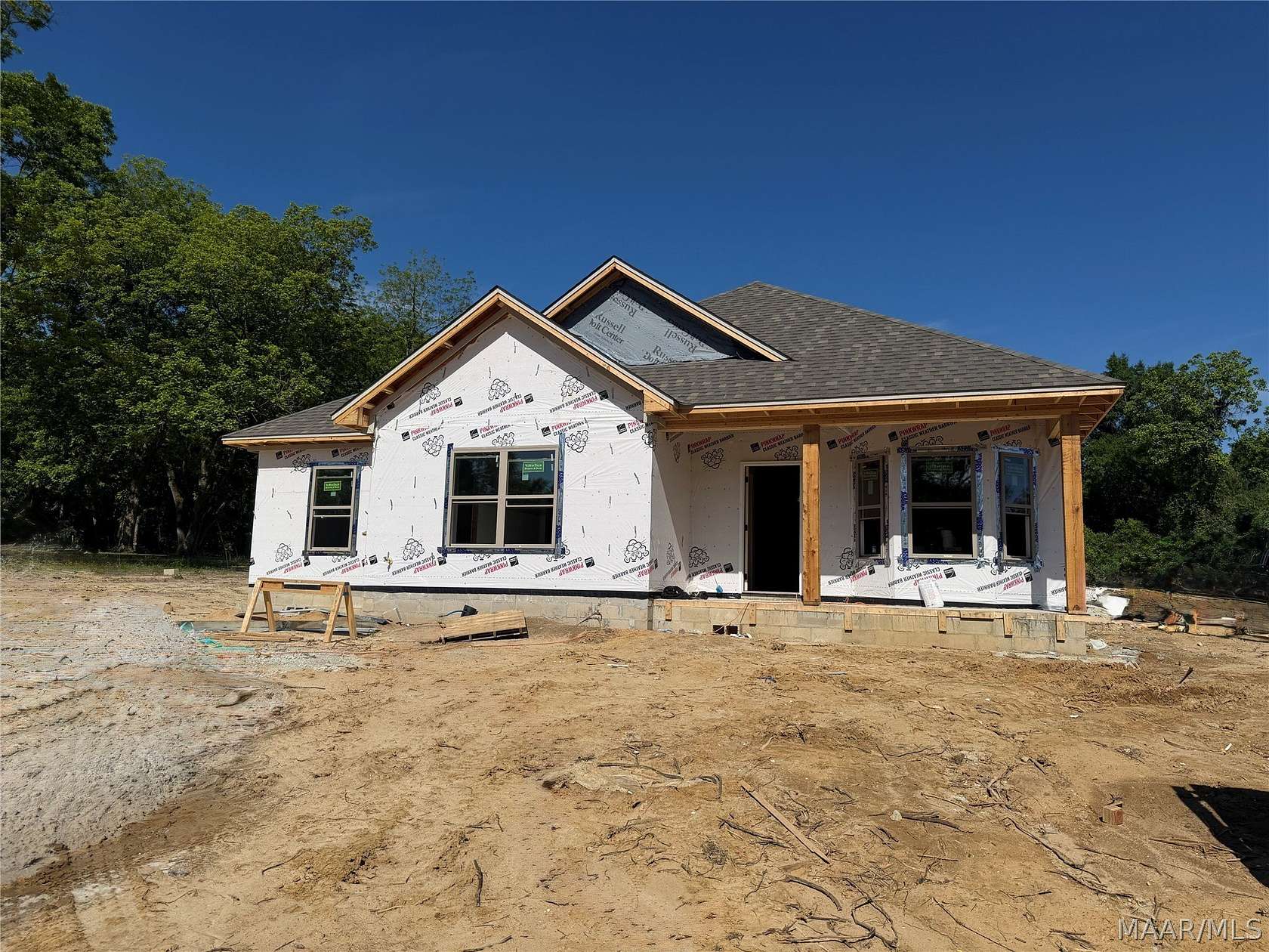 2.56 Acres of Land with Home for Sale in Eclectic, Alabama