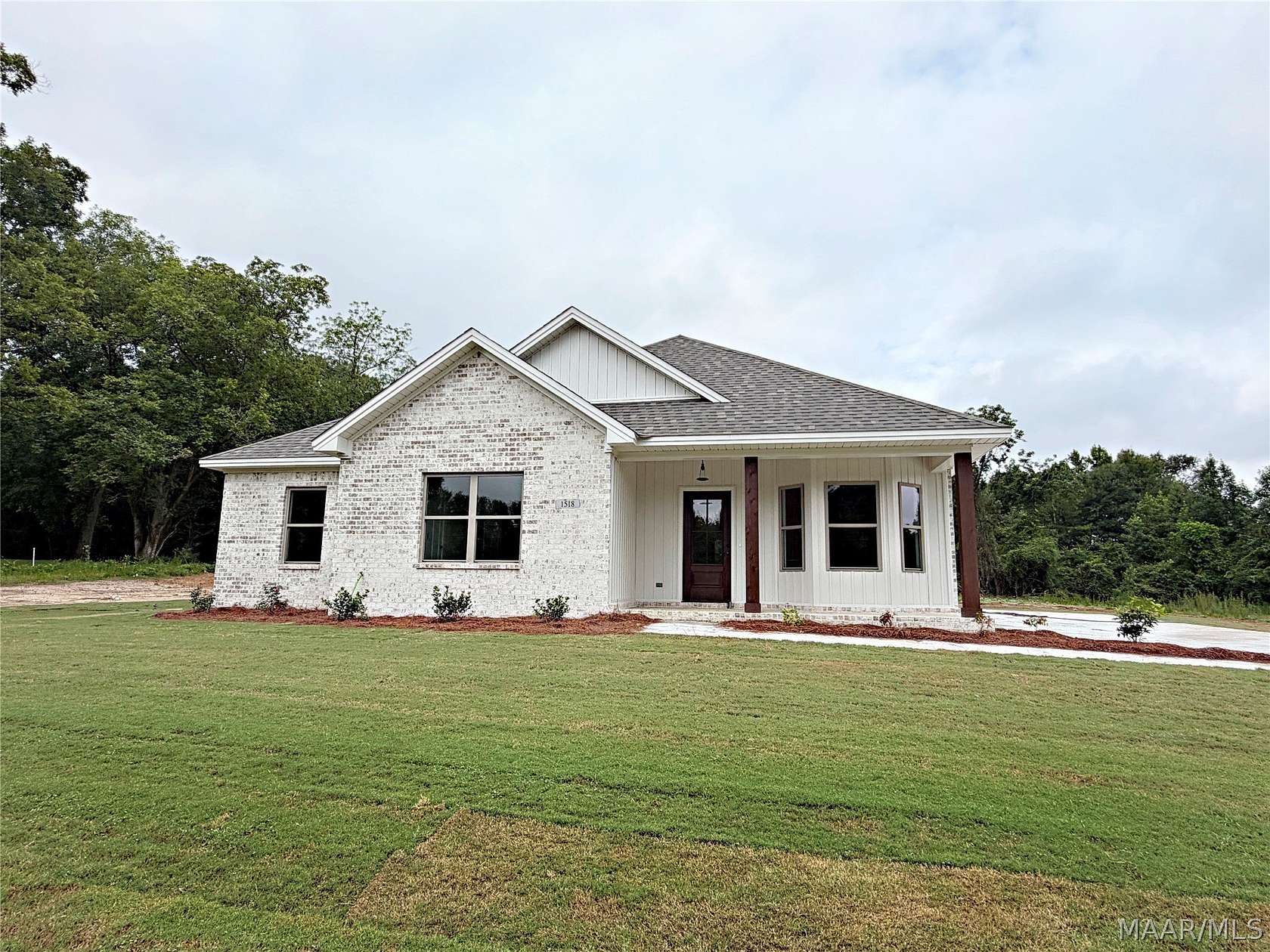 2.56 Acres of Land with Home for Sale in Eclectic, Alabama