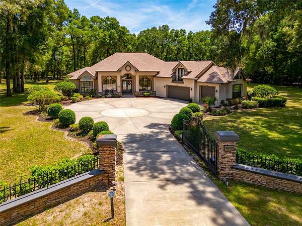 2.2 Acres of Land with Home for Sale in Ocala, Florida