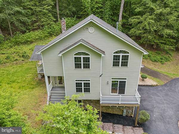 3.89 Acres of Land with Home for Sale in Annapolis, Maryland