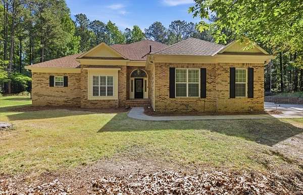 5.14 Acres of Land with Home for Sale in Cataula, Georgia