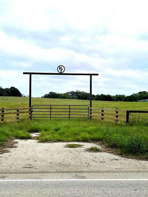 68.5 Acres of Recreational & Residential Land for Sale in Athens, Texas