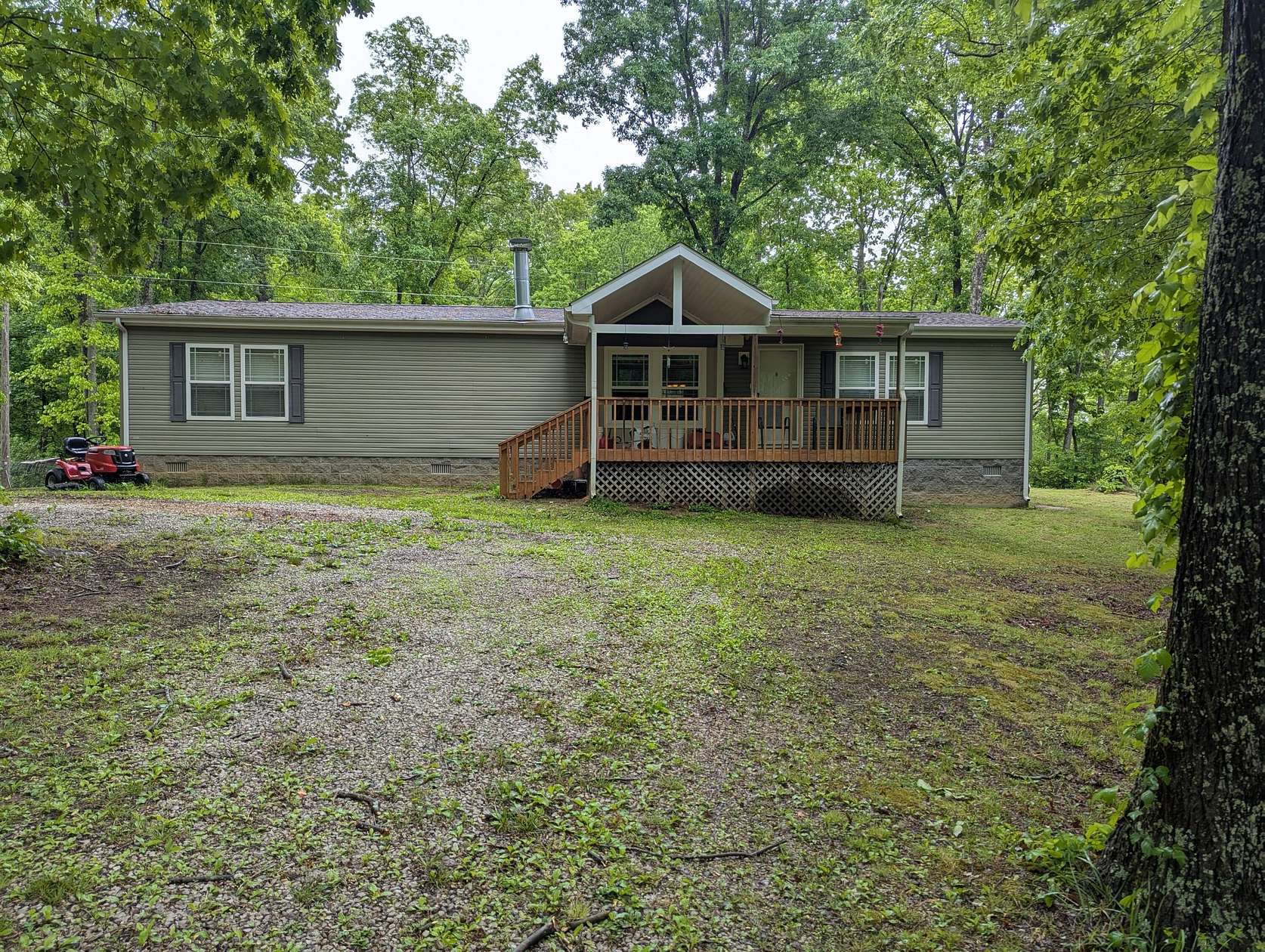 26.5 Acres of Recreational Land with Home for Sale in London, Kentucky