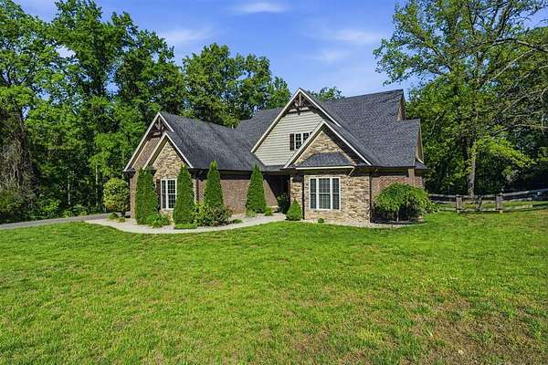 1.8 Acres of Land with Home for Sale in Smiths Grove, Kentucky