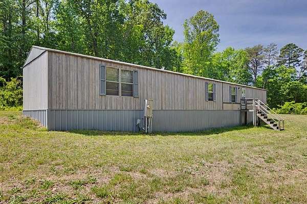 32 Acres of Land with Home for Sale in Alton, Virginia