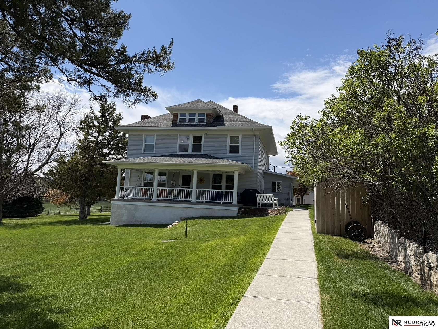 18 Acres of Recreational Land with Home for Sale in Valentine, Nebraska