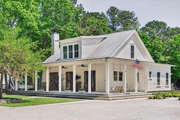 2.6 Acres of Land with Home for Sale in Awendaw, South Carolina