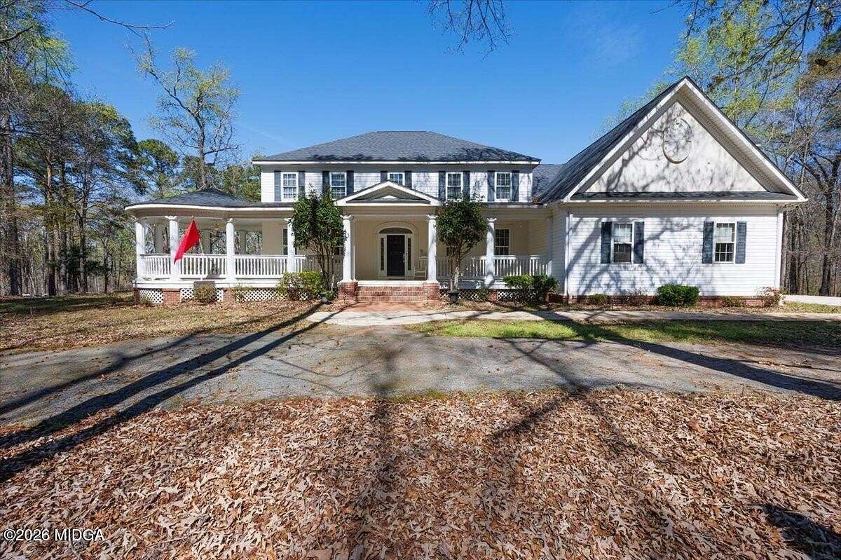 10 Acres of Land with Home for Sale in Macon, Georgia