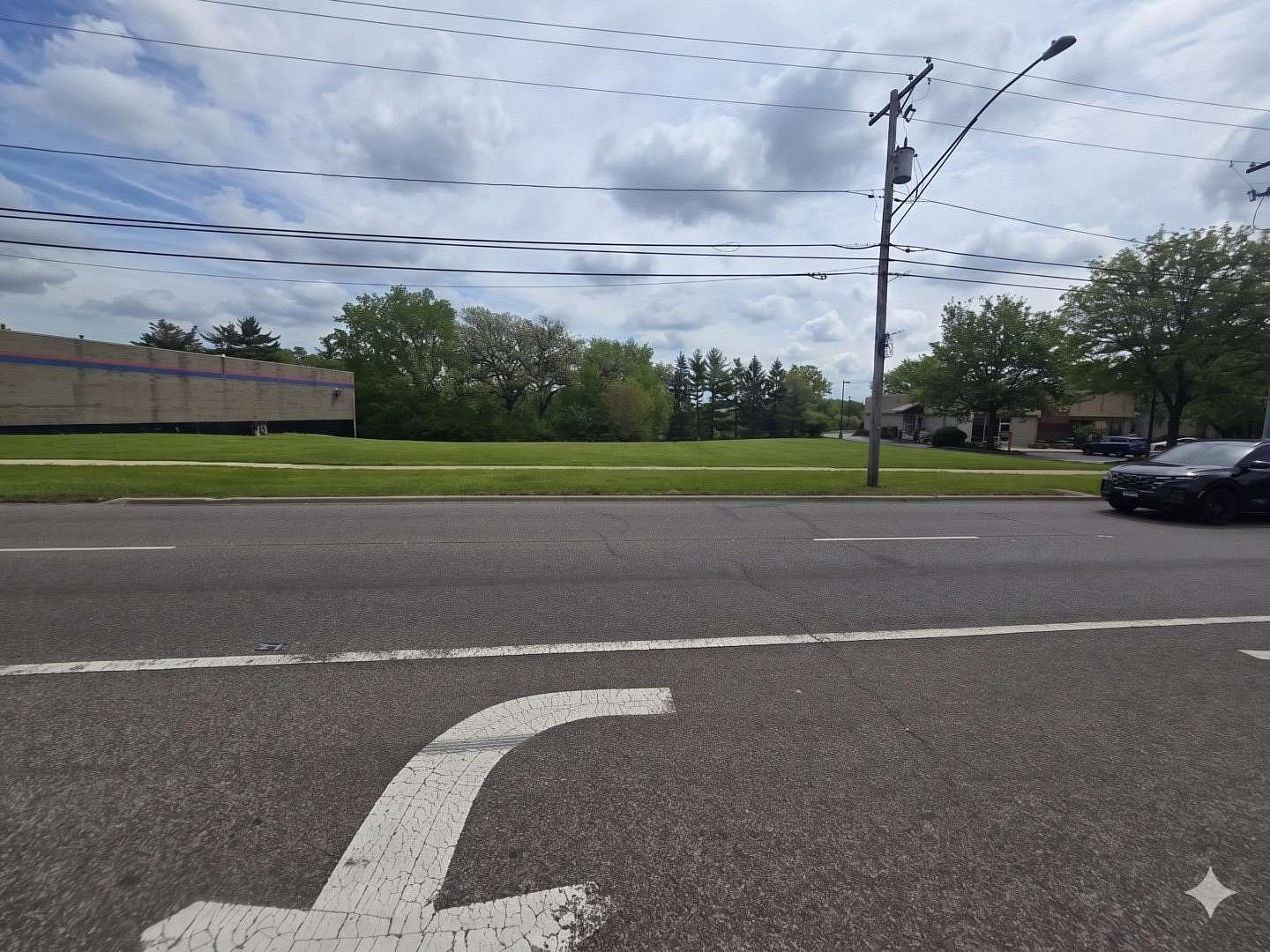 0.9 Acres of Commercial Land for Sale in North Aurora, Illinois