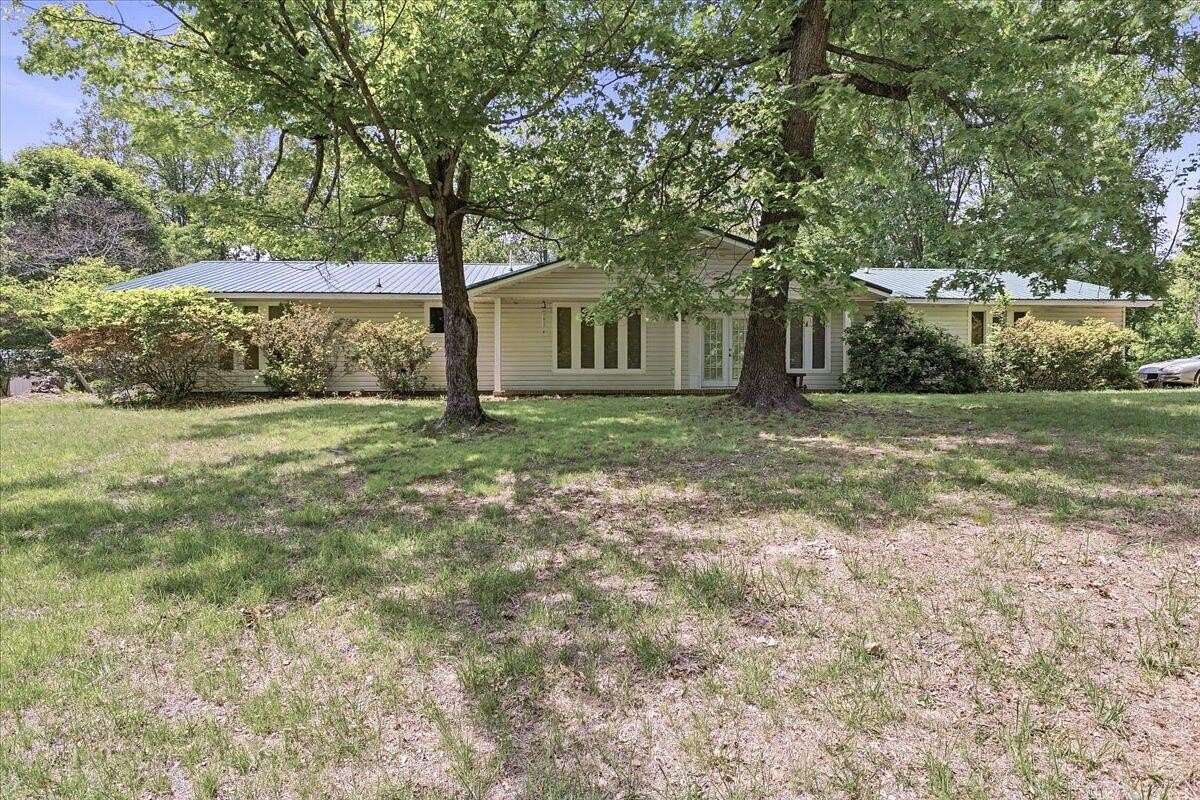 5.5 Acres of Land with Home for Sale in Thaxton, Virginia