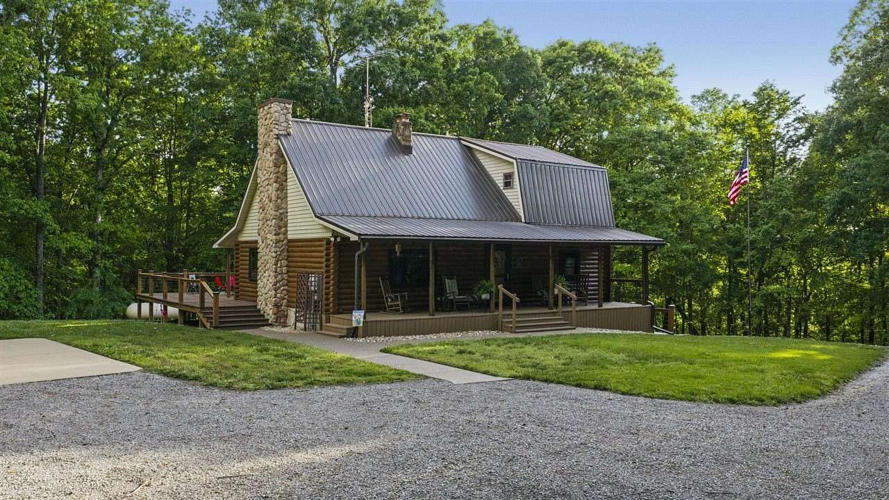 23.9 Acres of Land with Home for Sale in Brownsville, Kentucky
