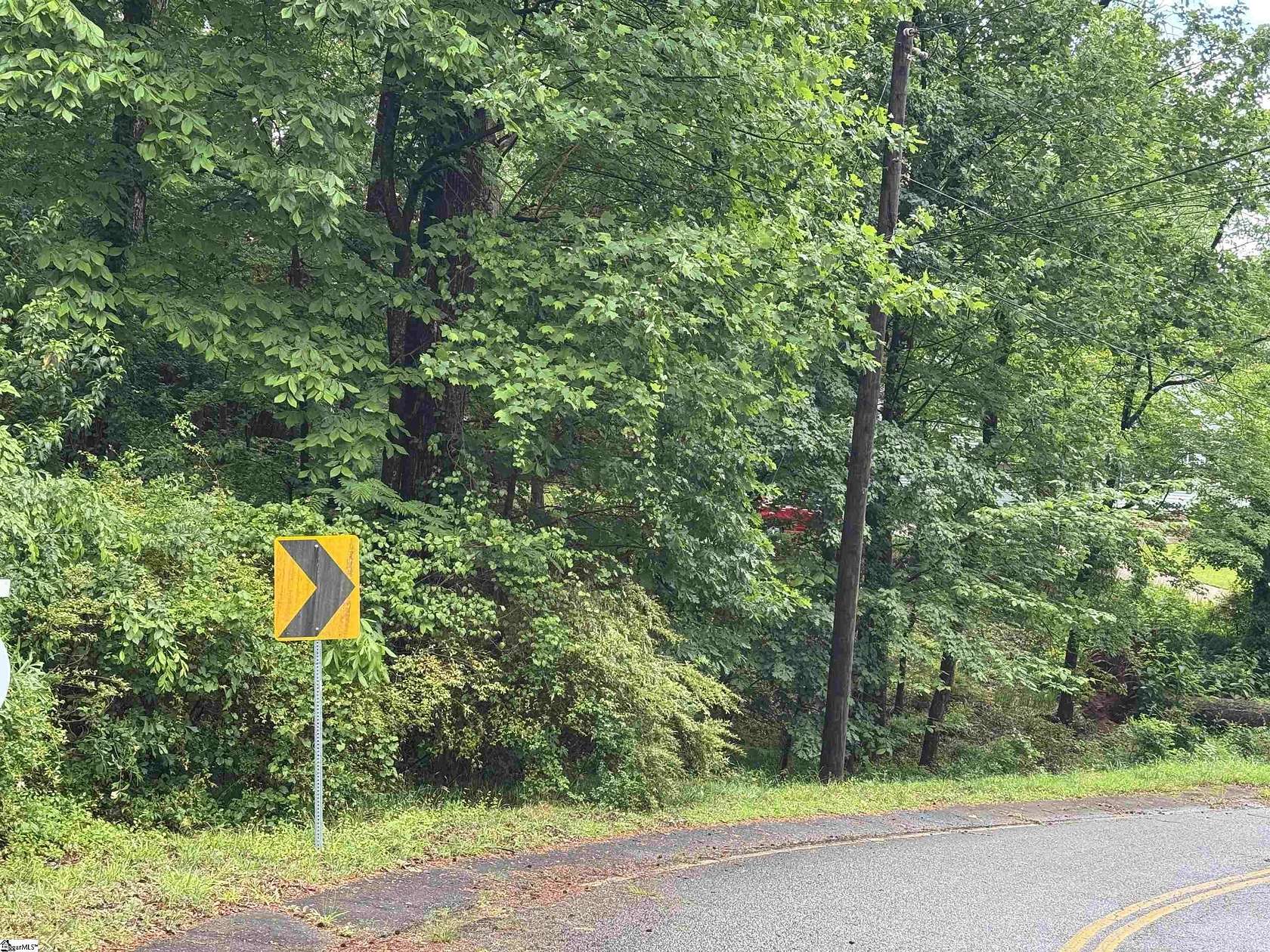 1 Acre of Residential Land for Sale in Greer, South Carolina