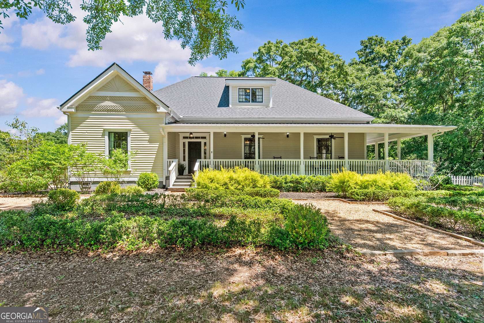 14.9 Acres of Land with Home for Sale in Rutledge, Georgia