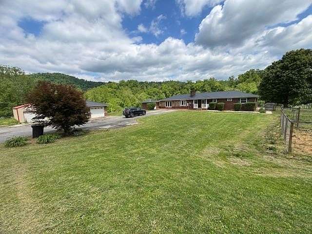 10.5 Acres of Land with Home for Sale in Bosco, Kentucky