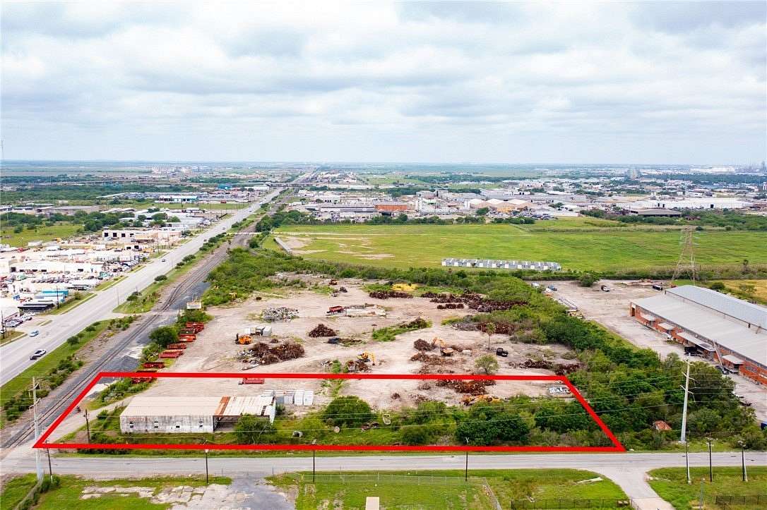 2.3 Acres of Improved Mixed-Use Land for Sale in Corpus Christi, Texas