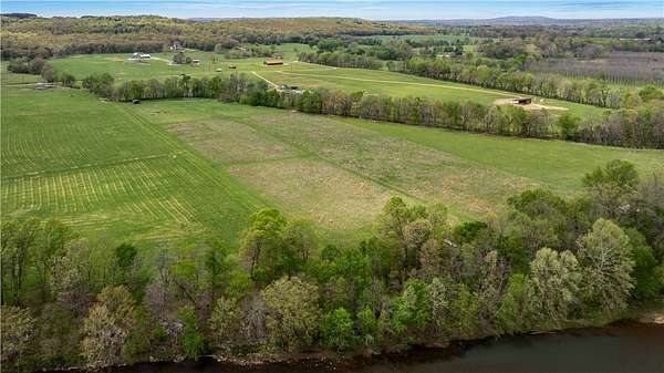 15 Acres of Land for Sale in Fayetteville, Arkansas