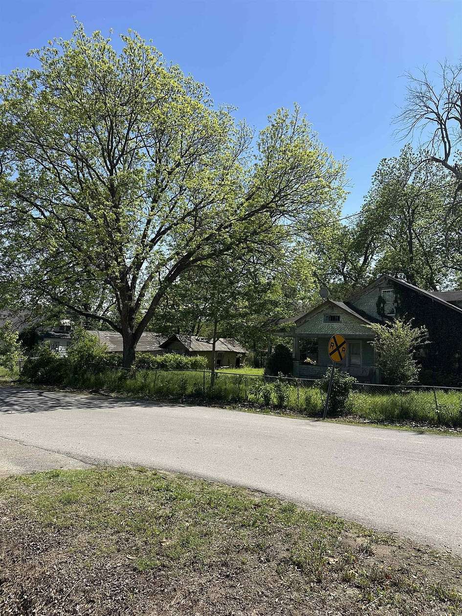 1.1 Acres of Residential Land for Sale in Bradford, Arkansas