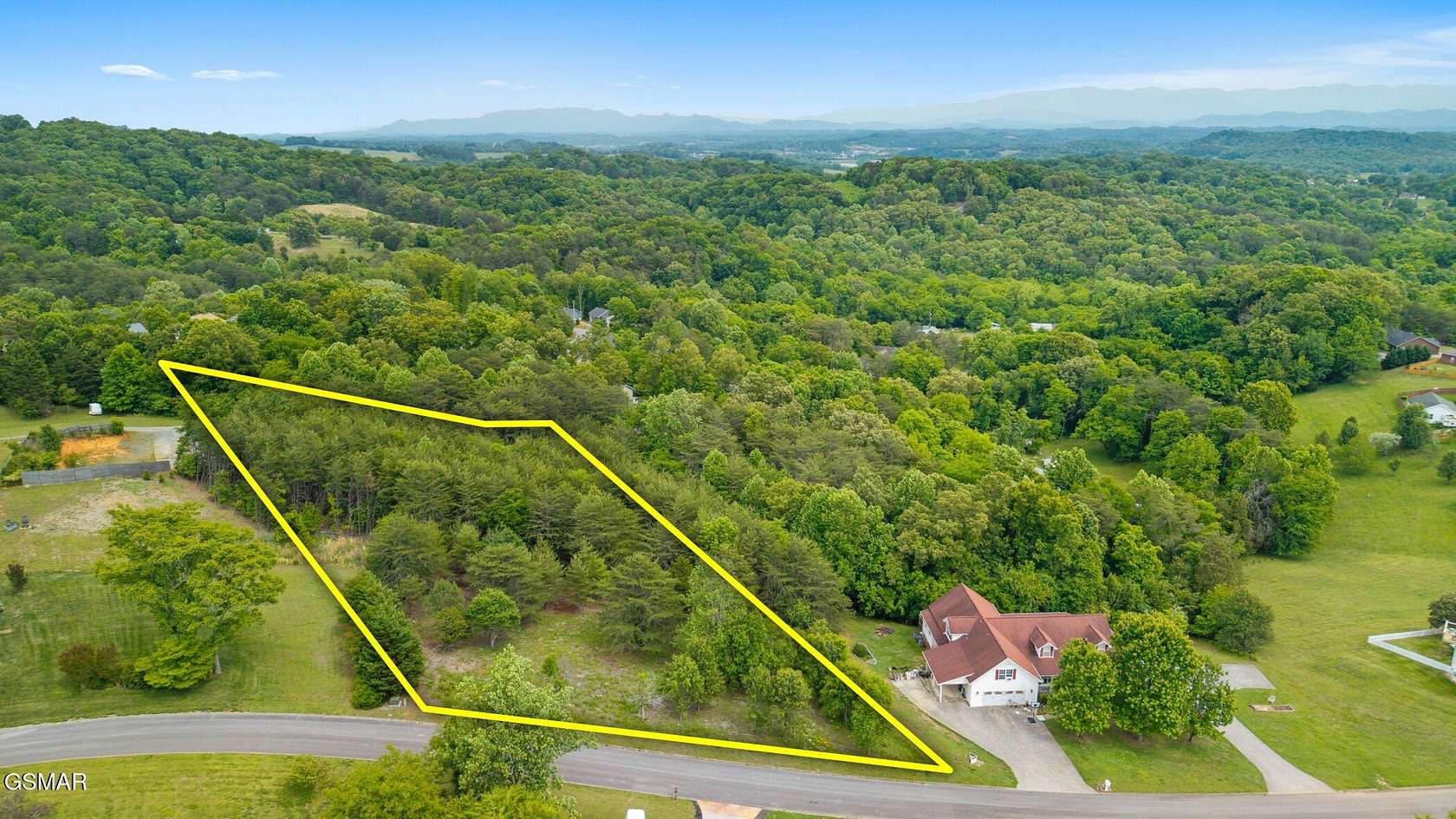 2 Acres of Residential Land for Sale in Kodak, Tennessee
