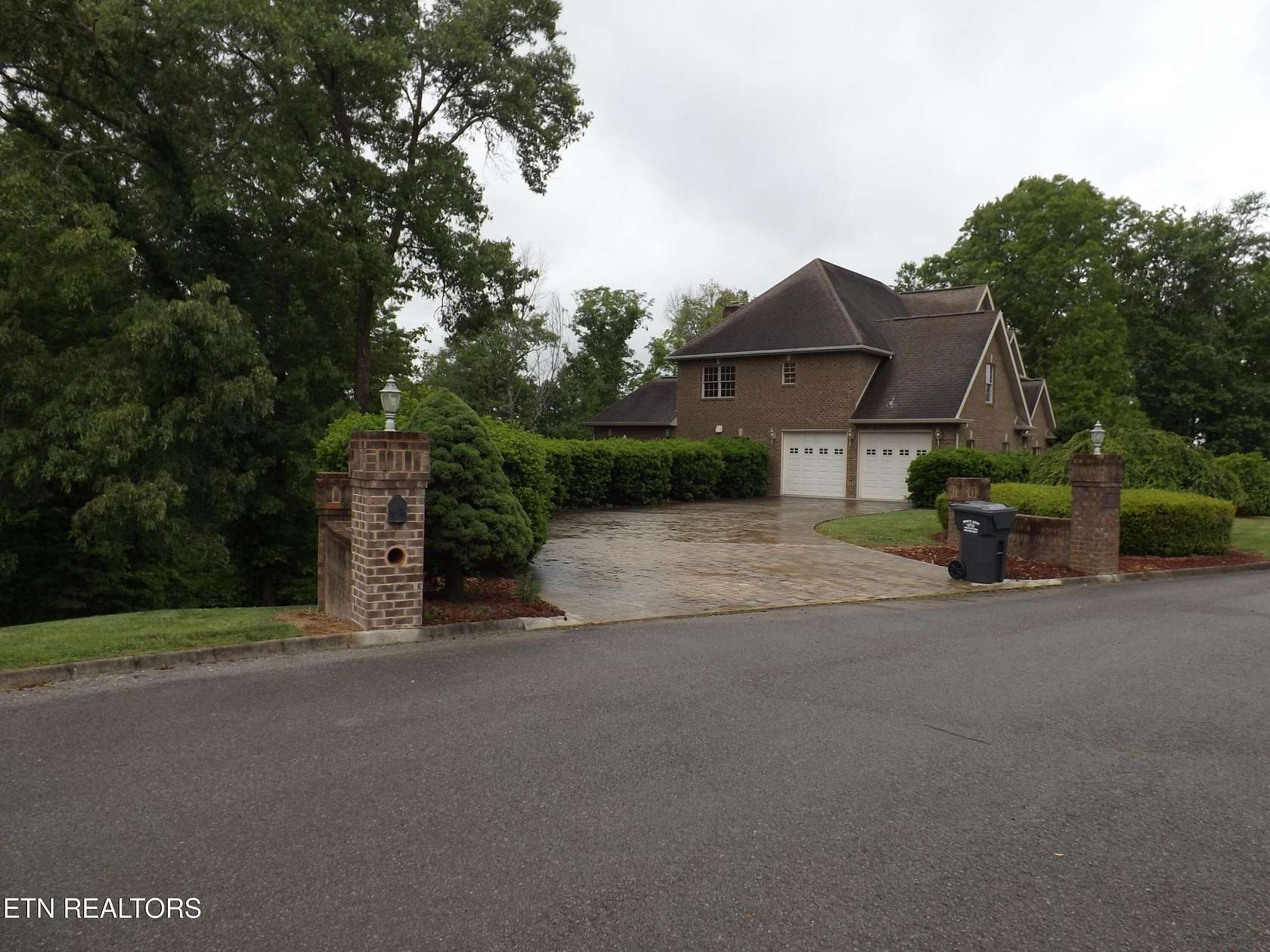 2.48 Acres of Land with Home for Sale in New Tazewell, Tennessee