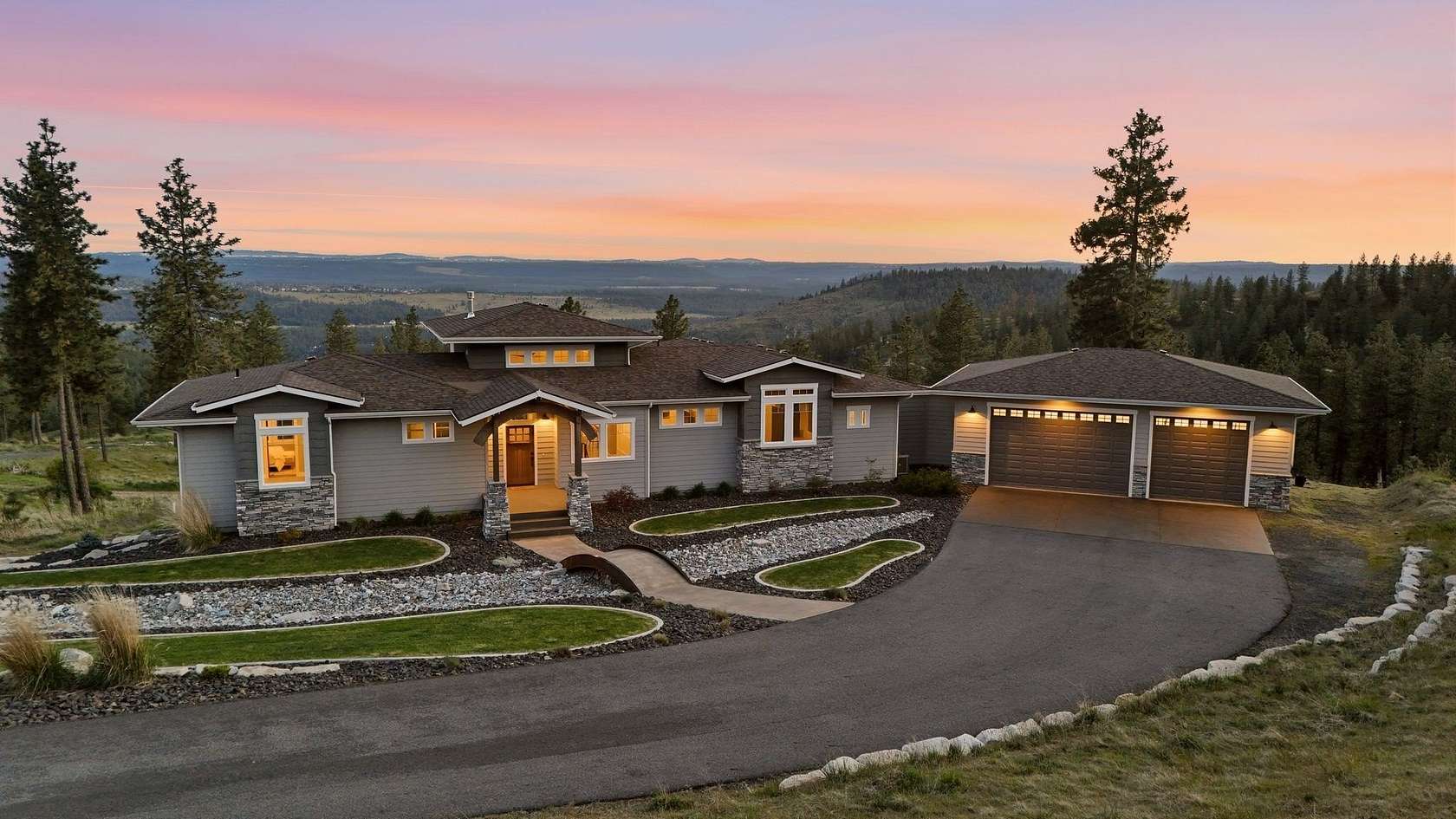 1.87 Acres of Land with Home for Sale in Spokane, Washington