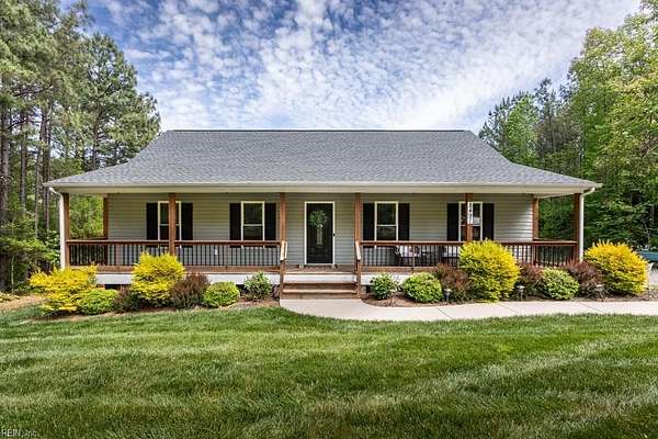 2 Acres of Land with Home for Sale in New Kent, Virginia