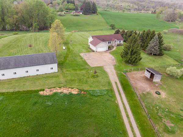 10.1 Acres of Land with Home for Sale in Manchester, Michigan