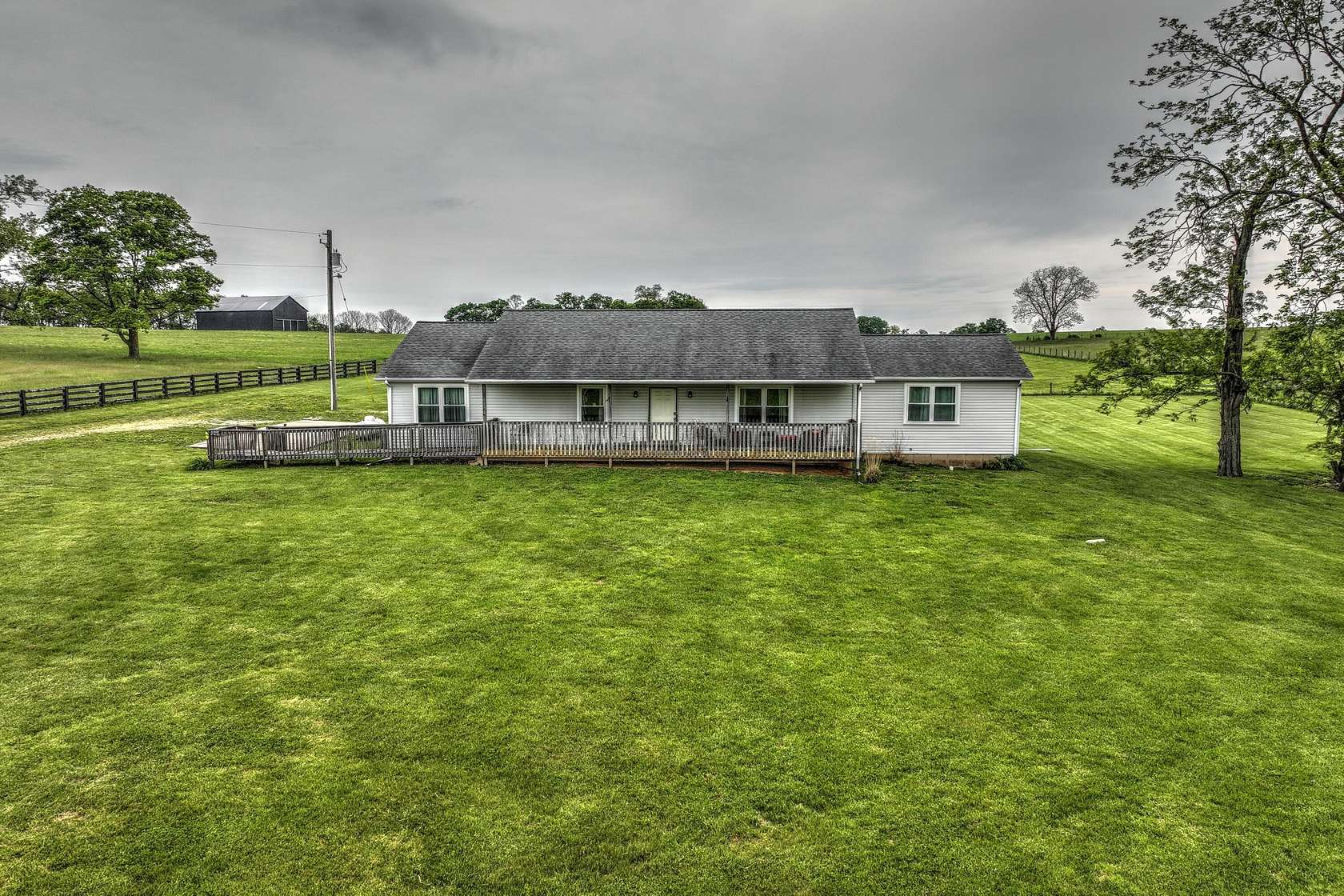 5 Acres of Land with Home for Sale in Georgetown, Kentucky