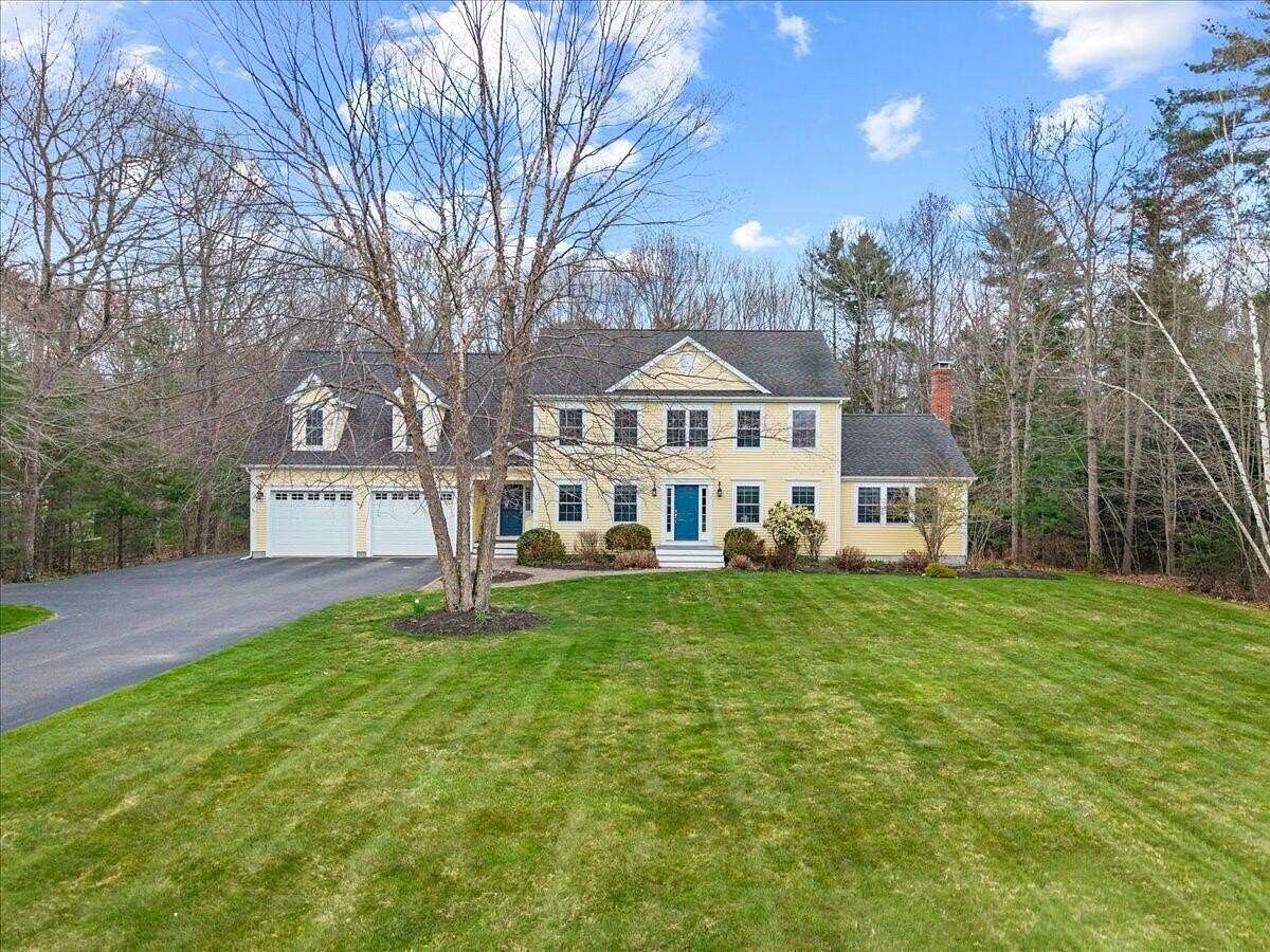 1.63 Acres of Land with Home for Sale in Scarborough, Maine