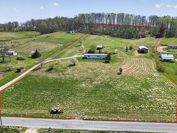 10.2 Acres of Land with Home for Sale in Abingdon, Virginia