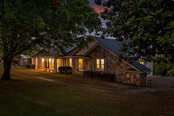 1.53 Acres of Land with Home for Sale in Chattanooga, Tennessee