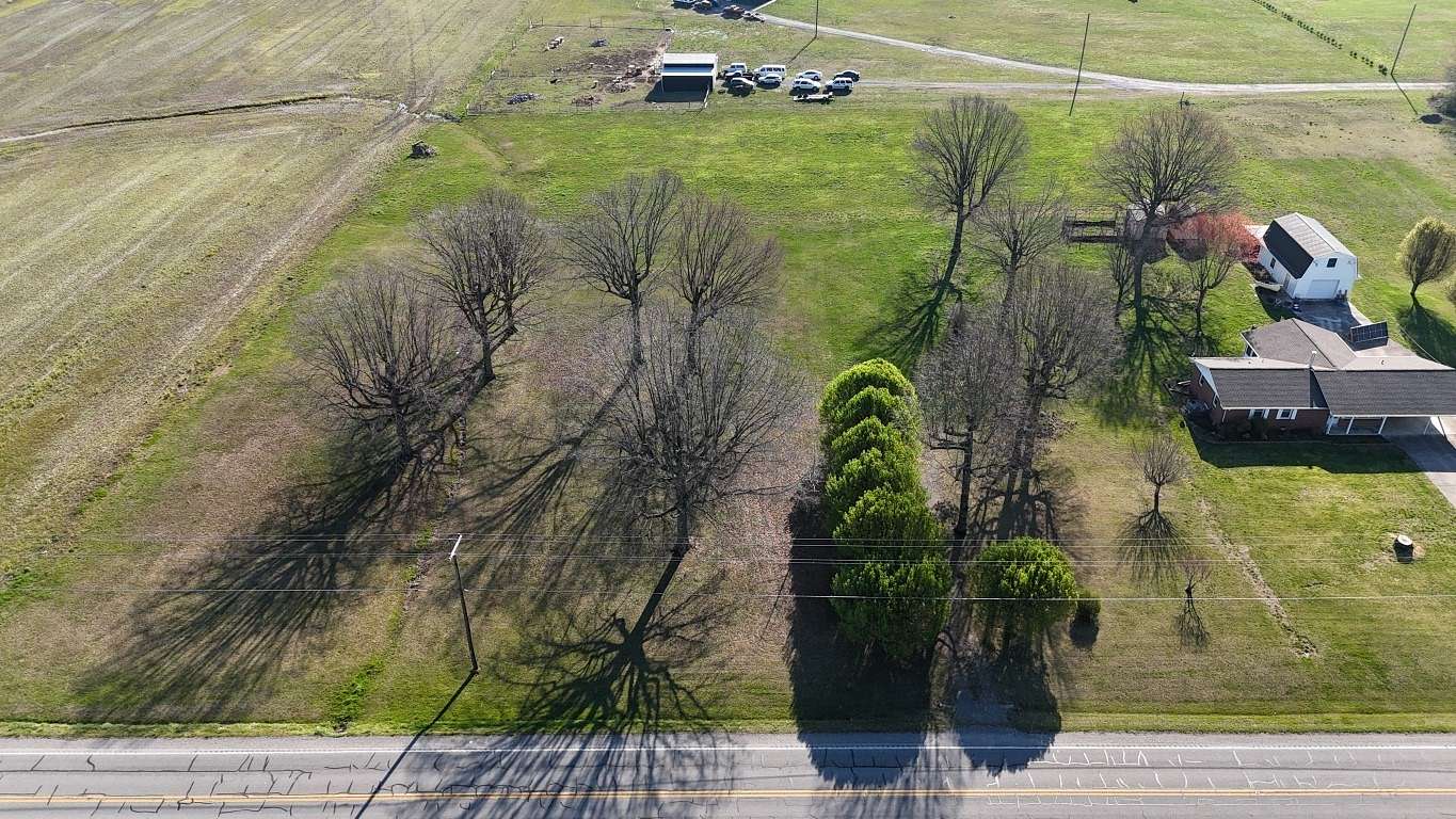 2.4 Acres of Residential Land for Auction in Woodbury, Tennessee