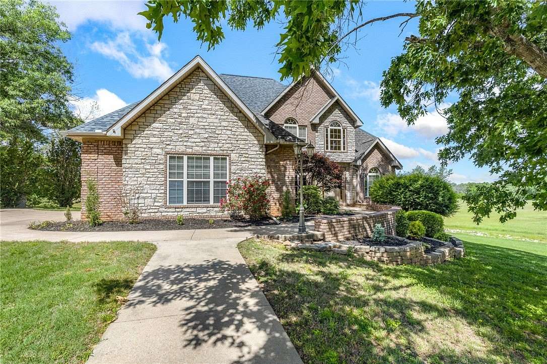 2.6 Acres of Land with Home for Sale in Harrison, Arkansas