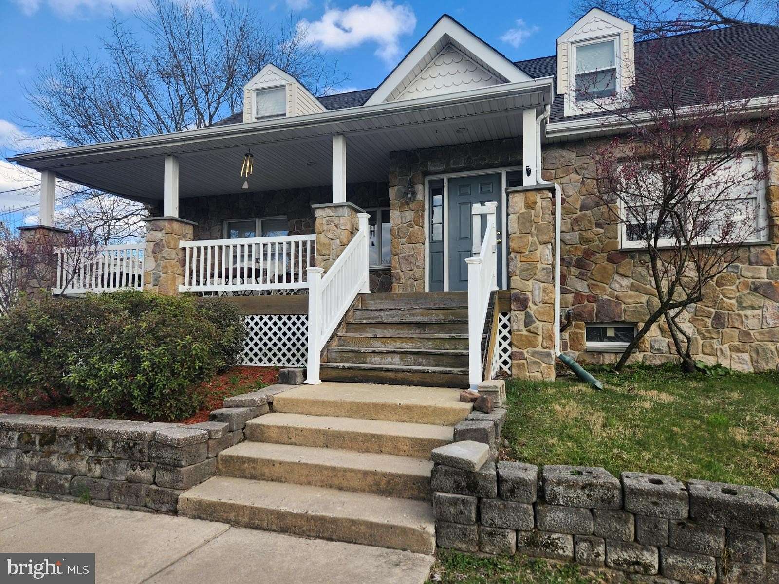 2.73 Acres of Land with Home for Lease in Warrington, Pennsylvania
