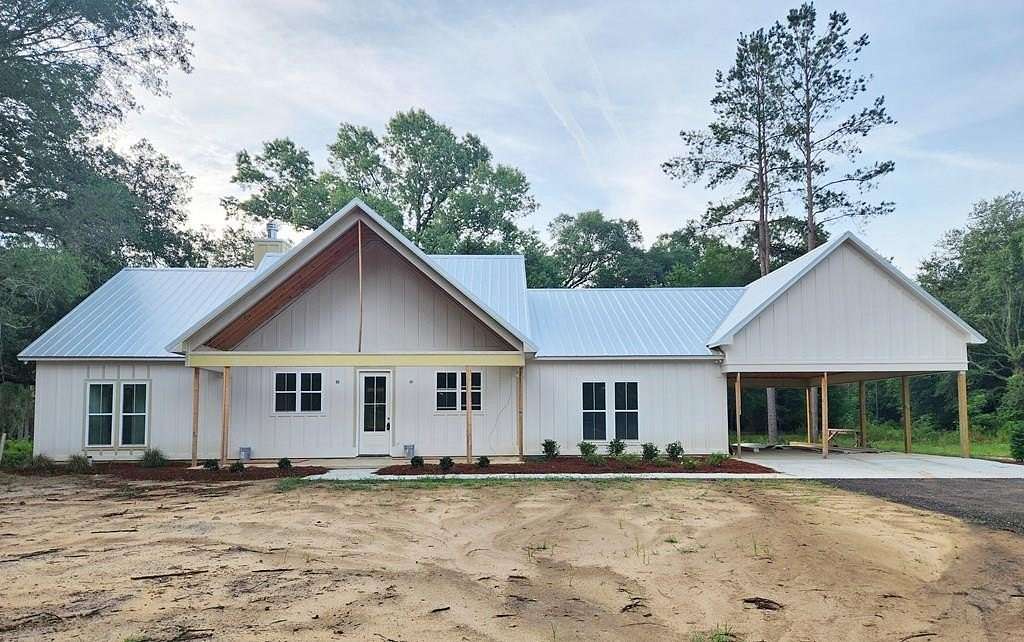 4.29 Acres of Land with Home for Sale in Leesburg, Georgia