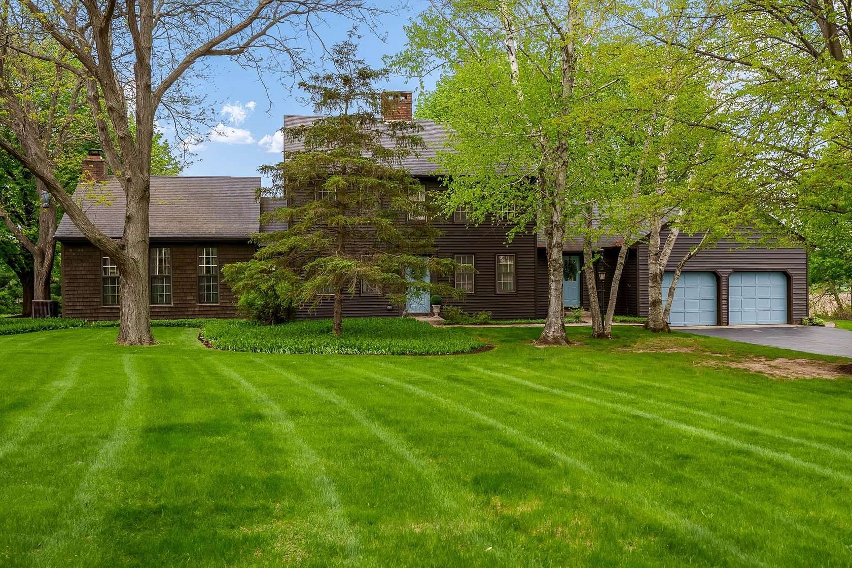 5 Acres of Land with Home for Sale in Belvidere, Illinois