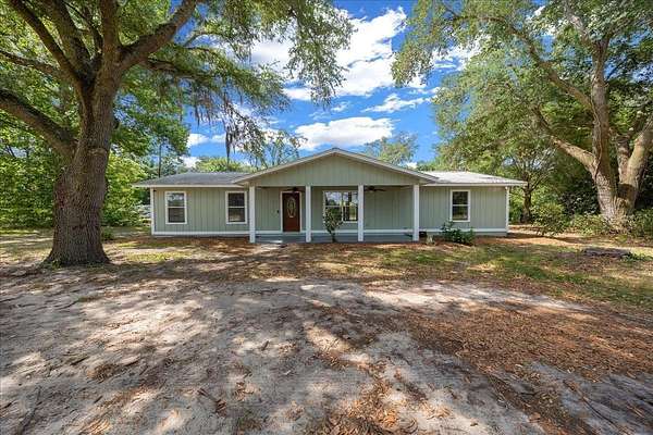 18 Acres of Land with Home for Sale in Bell, Florida